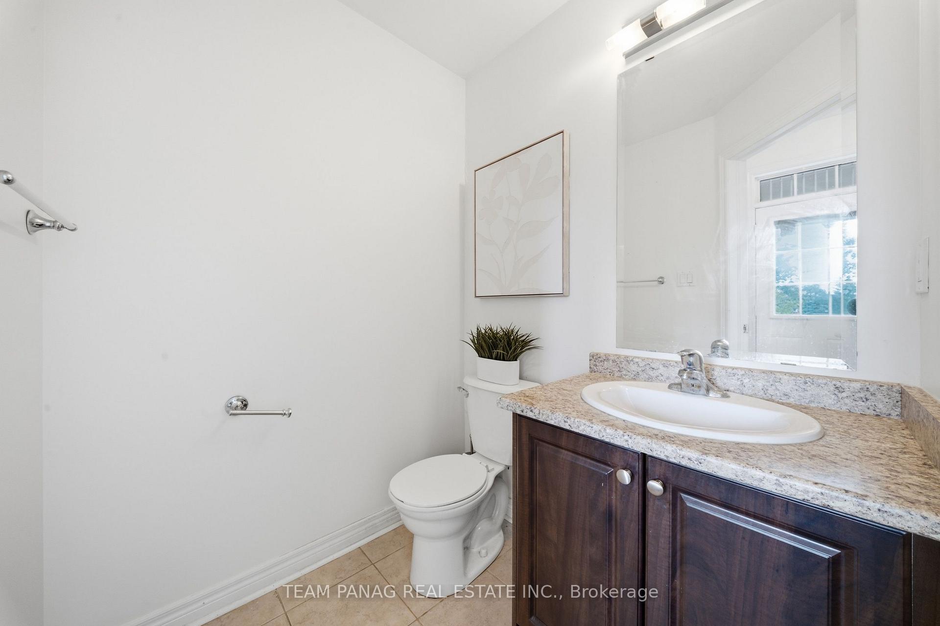 Photo 23 of 31 Lorenzo Circle, Brampton, Sandringham-Wellington — HOMEH