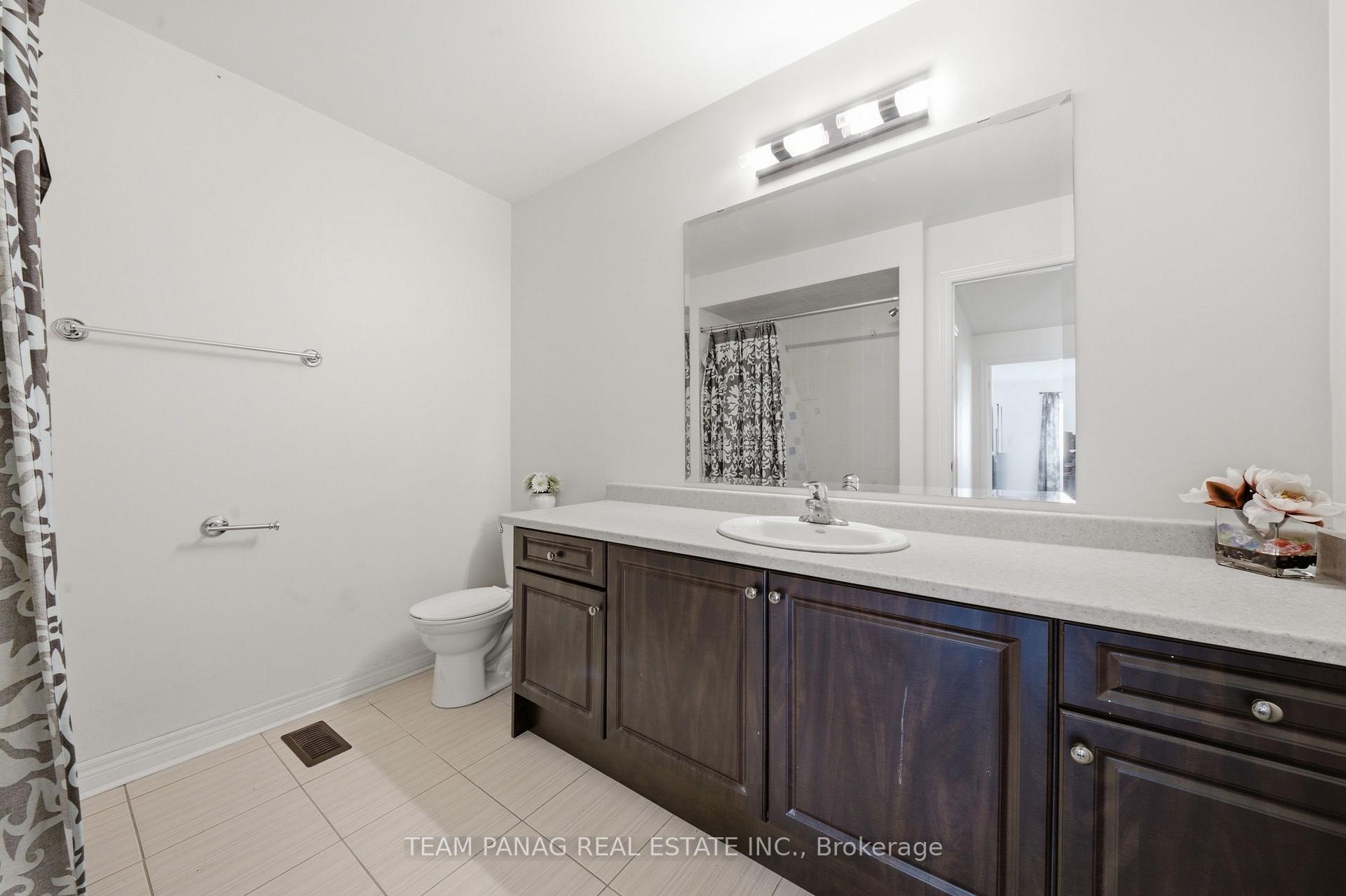 Photo 32 of 31 Lorenzo Circle, Brampton, Sandringham-Wellington — HOMEH
