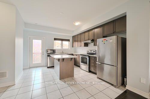 Photo 25 of 17 Cedarland Road, Brampton, Credit Valley — HOMEH