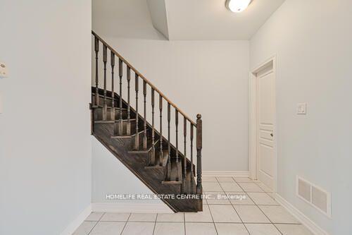 Photo 29 of 17 Cedarland Road, Brampton, Credit Valley — HOMEH