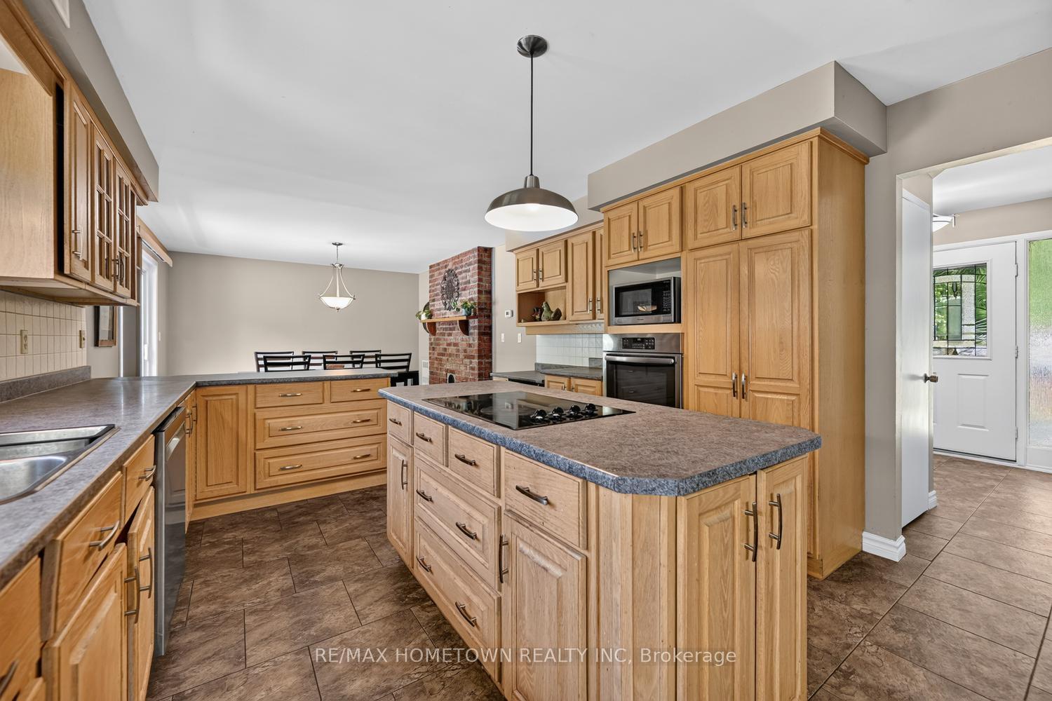 Photo 8 of 8839 County 6 Road, Elizabethtown-Kitley, Elizabethtown Kitley (Old Kitley) Twp — HOMEH