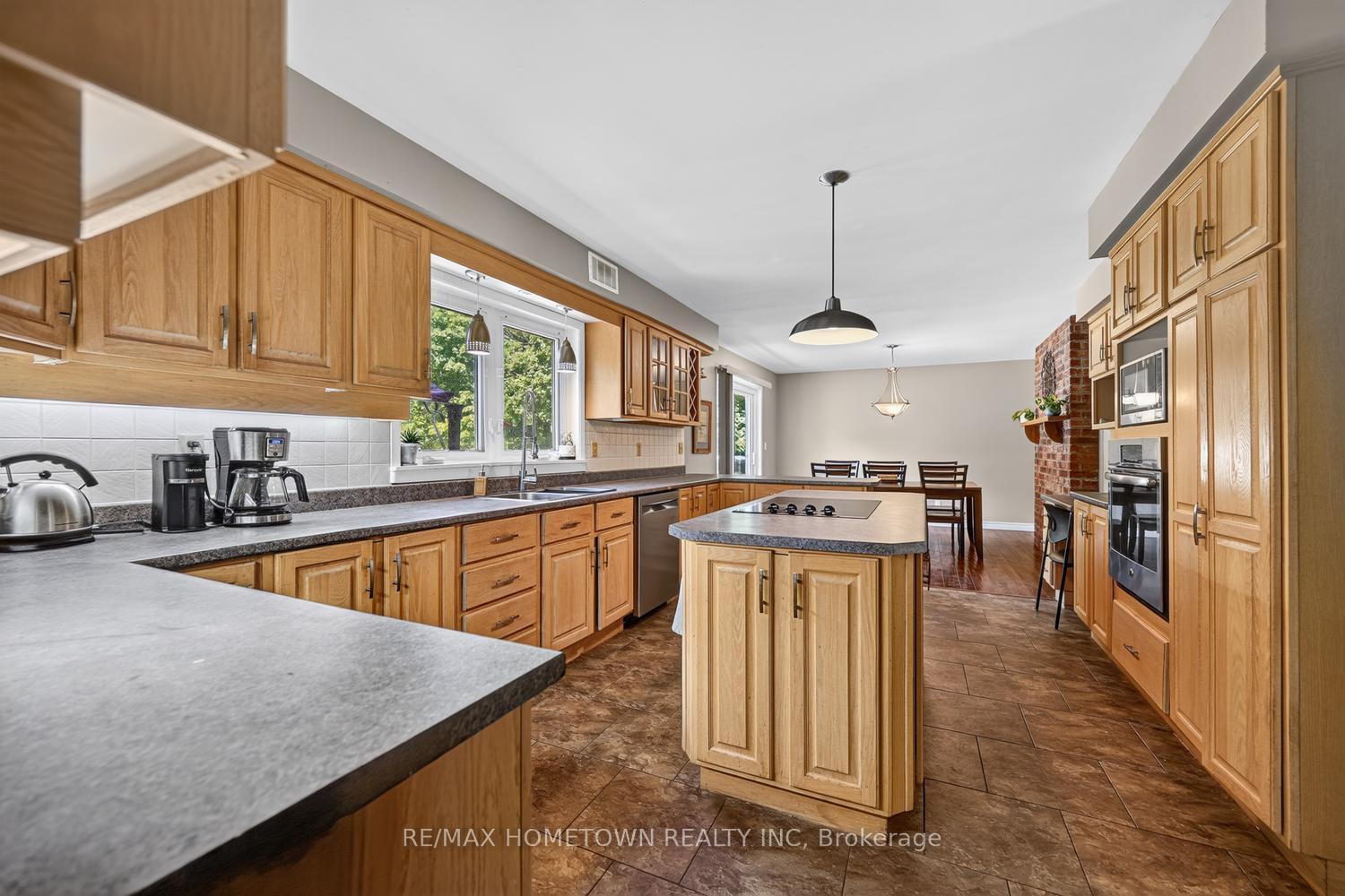 Photo 10 of 8839 County 6 Road, Elizabethtown-Kitley, Elizabethtown Kitley (Old Kitley) Twp — HOMEH