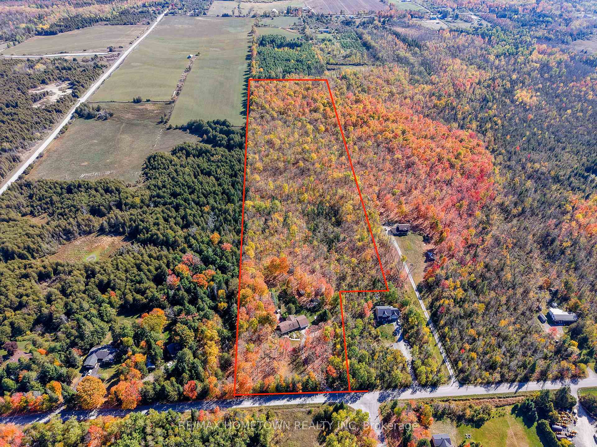 Photo 4 of 473 Amberwood Road, Beckwith, Beckwith Twp — HOMEH