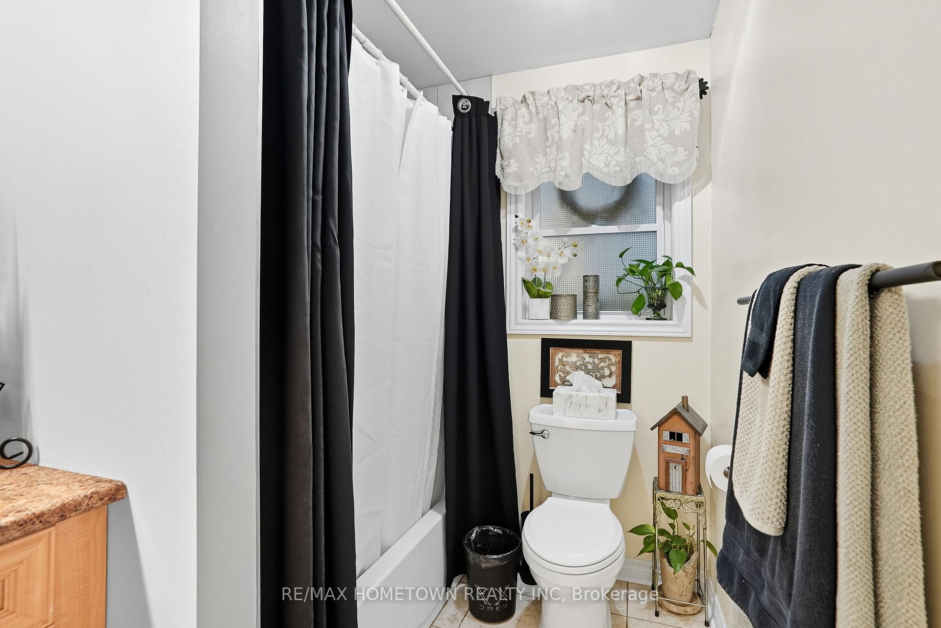 Photo 17 of 473 Amberwood Road, Beckwith, Beckwith Twp — HOMEH