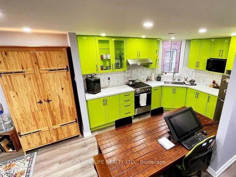 Photo 4 of Unit Upper, 786 Pape Avenue, Toronto, Playter Estates-Danforth — HOMEH