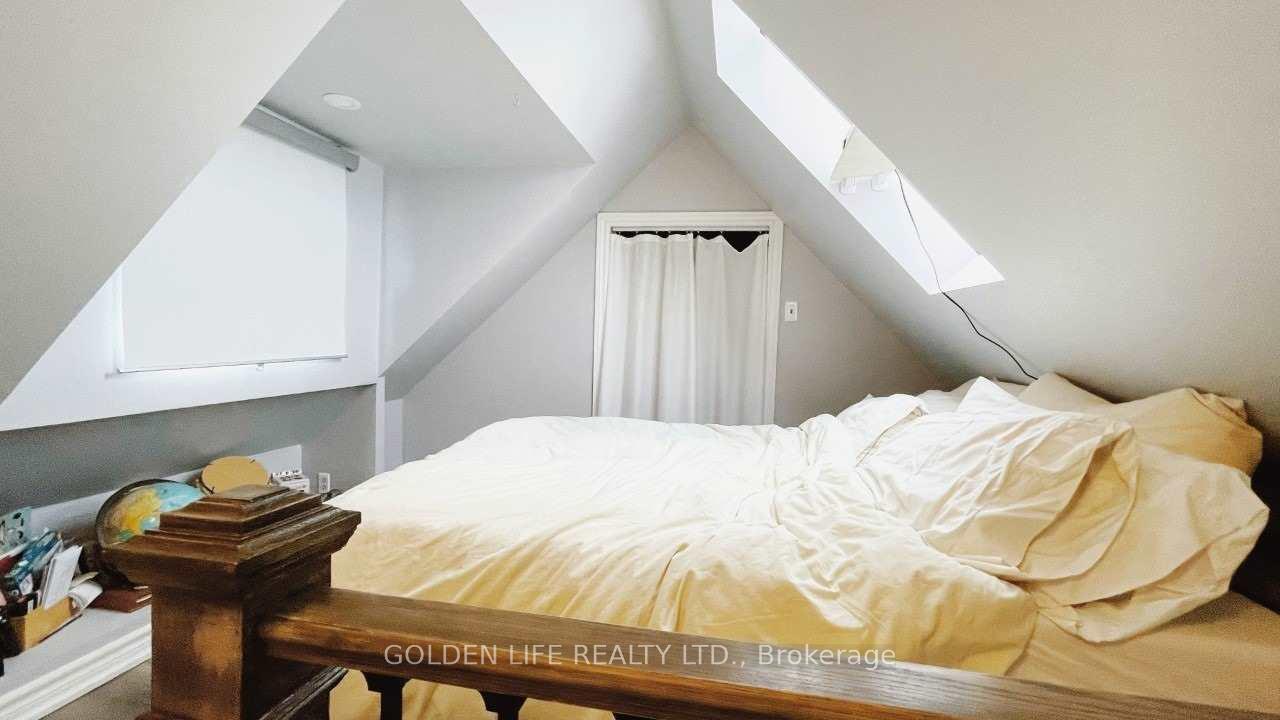 Photo 12 of Unit Upper, 786 Pape Avenue, Toronto, Playter Estates-Danforth — HOMEH