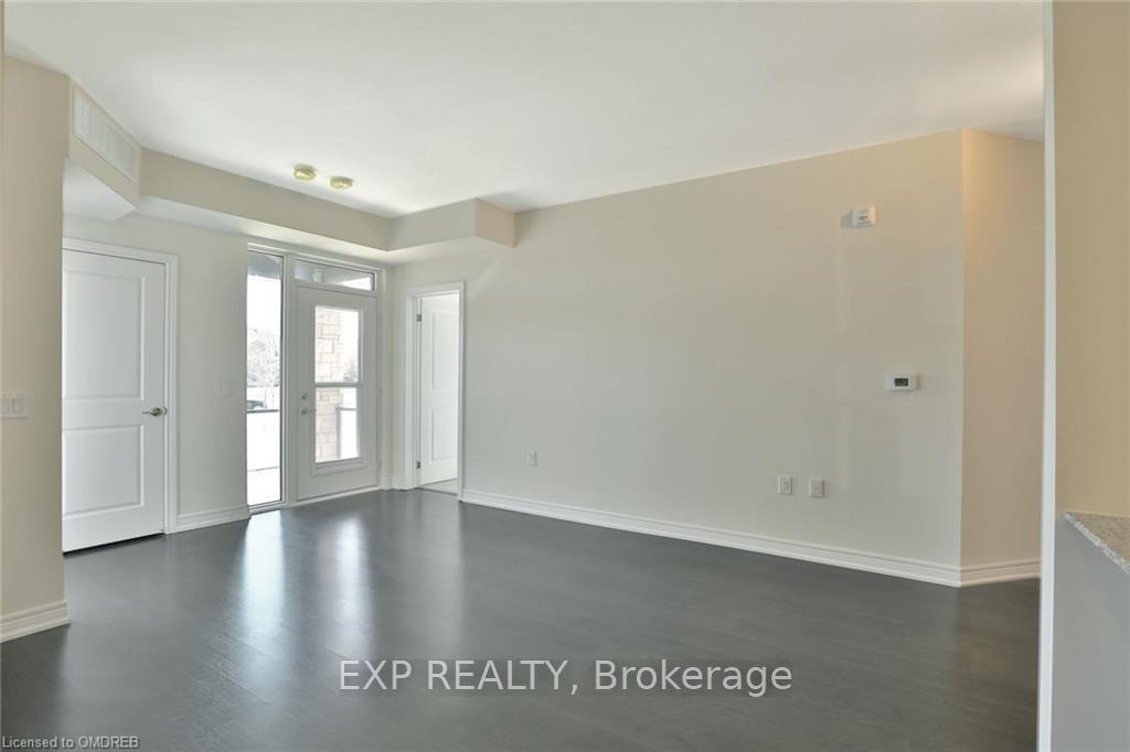 Photo 5 of Unit 104, 2393 Bronte Road, Oakville, Westmount — HOMEH