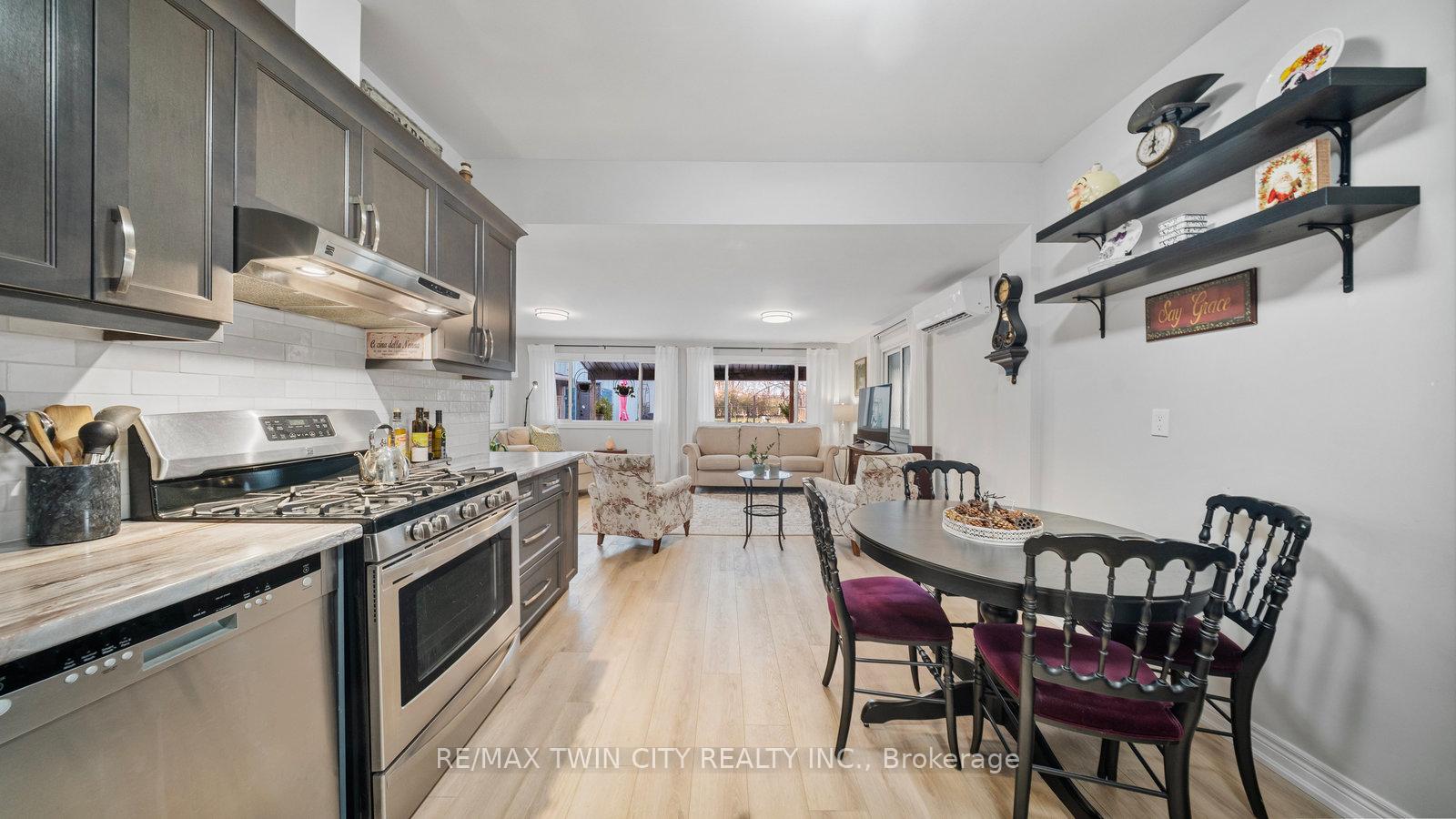 Photo 11 of 116 Eagle Avenue, Brantford, Eagle Place West — HOMEH