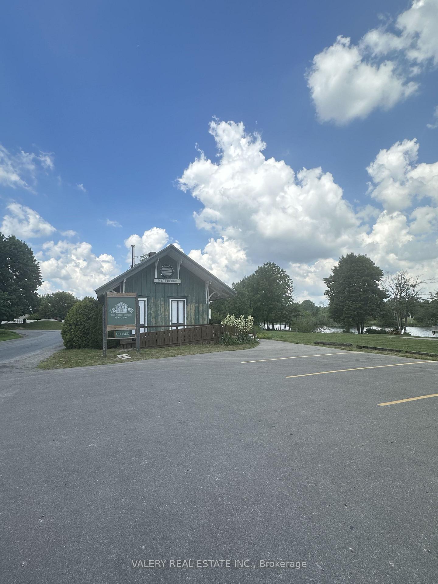 Photo 22 of 9 Peachleaf Lane, Norfolk, Waterford — HOMEH