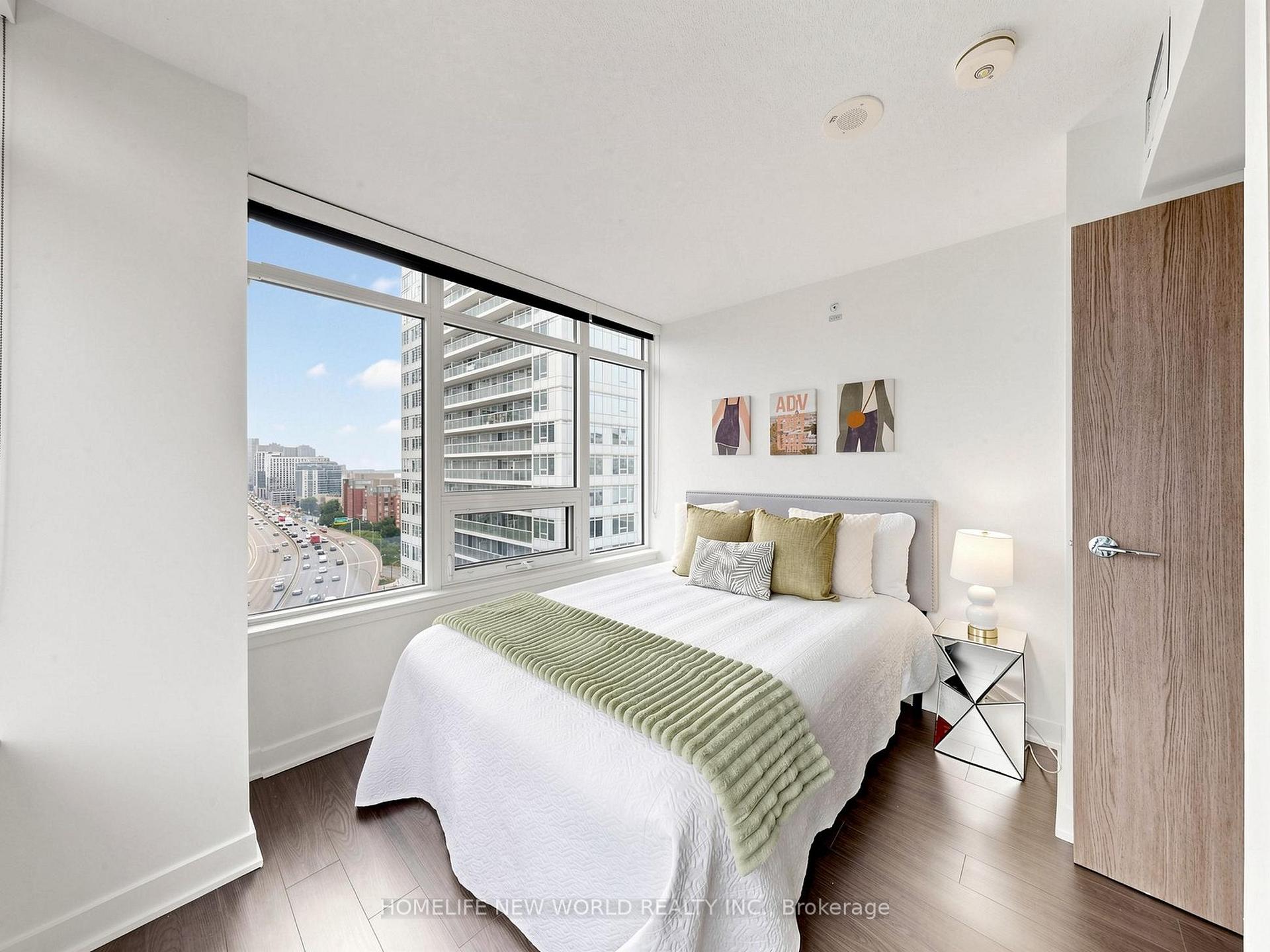 Photo 11 of Unit 1806, 19 Bathurst Street, Toronto, Waterfront Communities — HOMEH