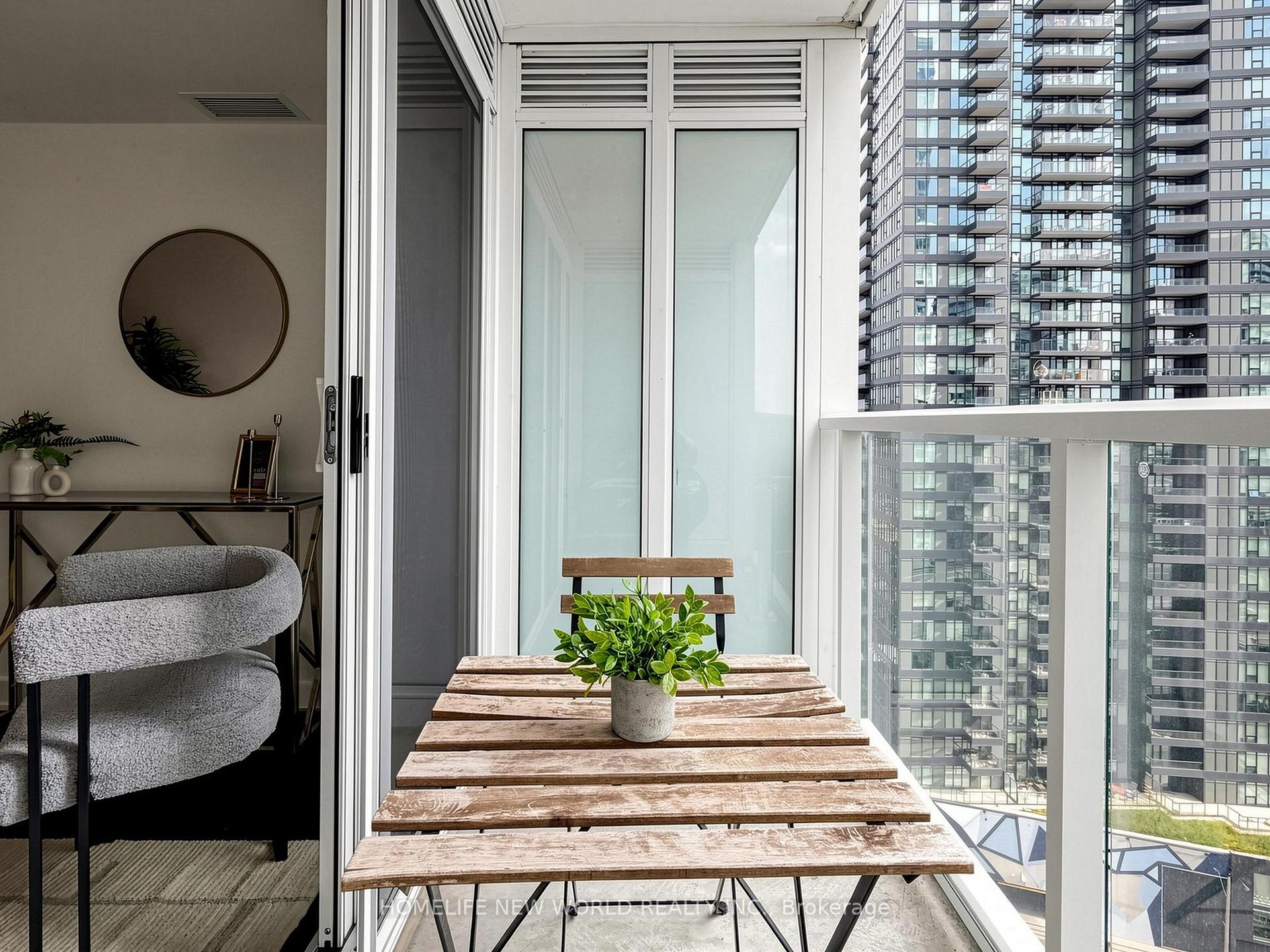 Photo 18 of Unit 1806, 19 Bathurst Street, Toronto, Waterfront Communities — HOMEH