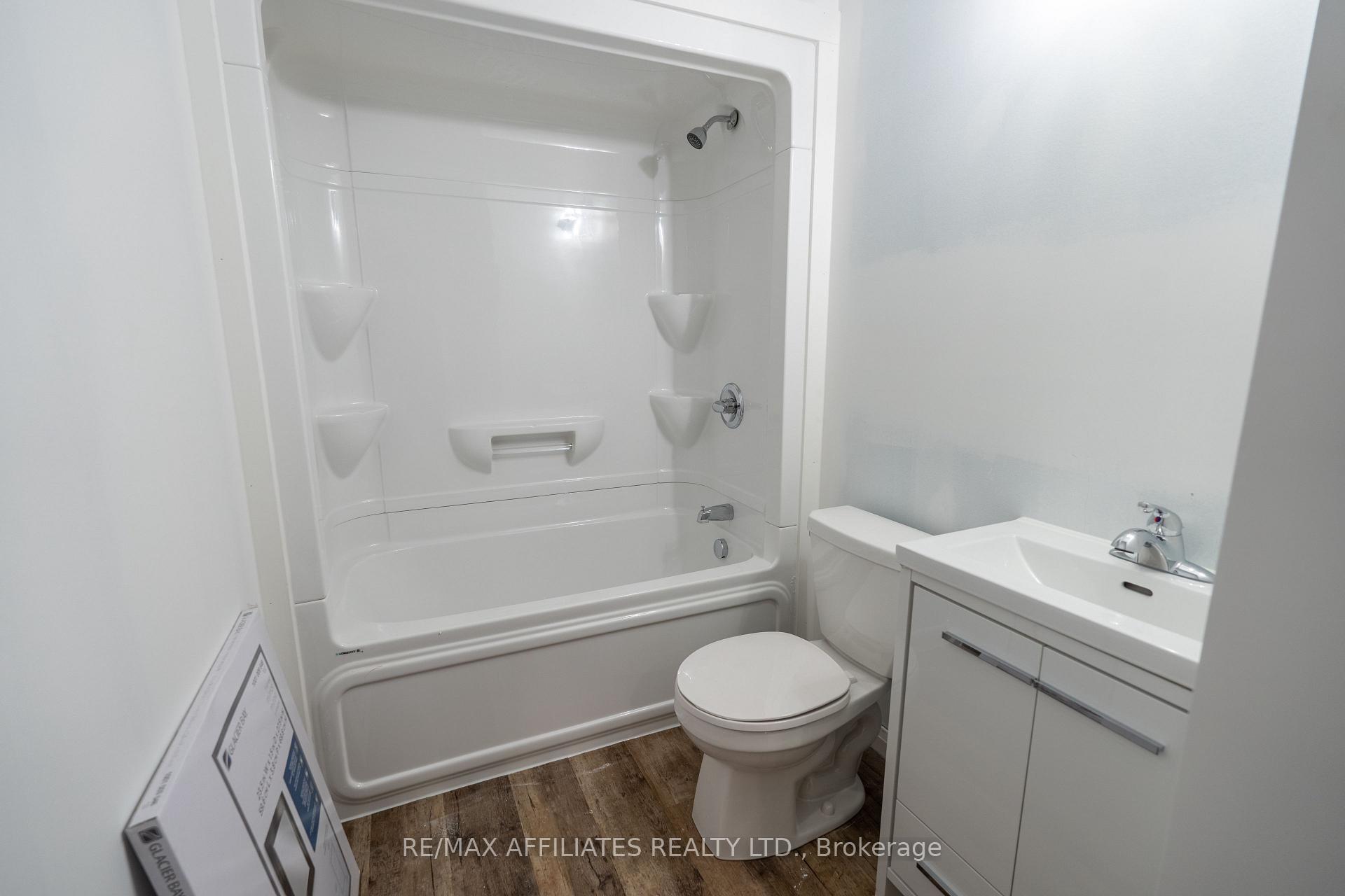 Photo 8 of Unit 102, 26 First Street W, Cornwall, Cornwall — HOMEH