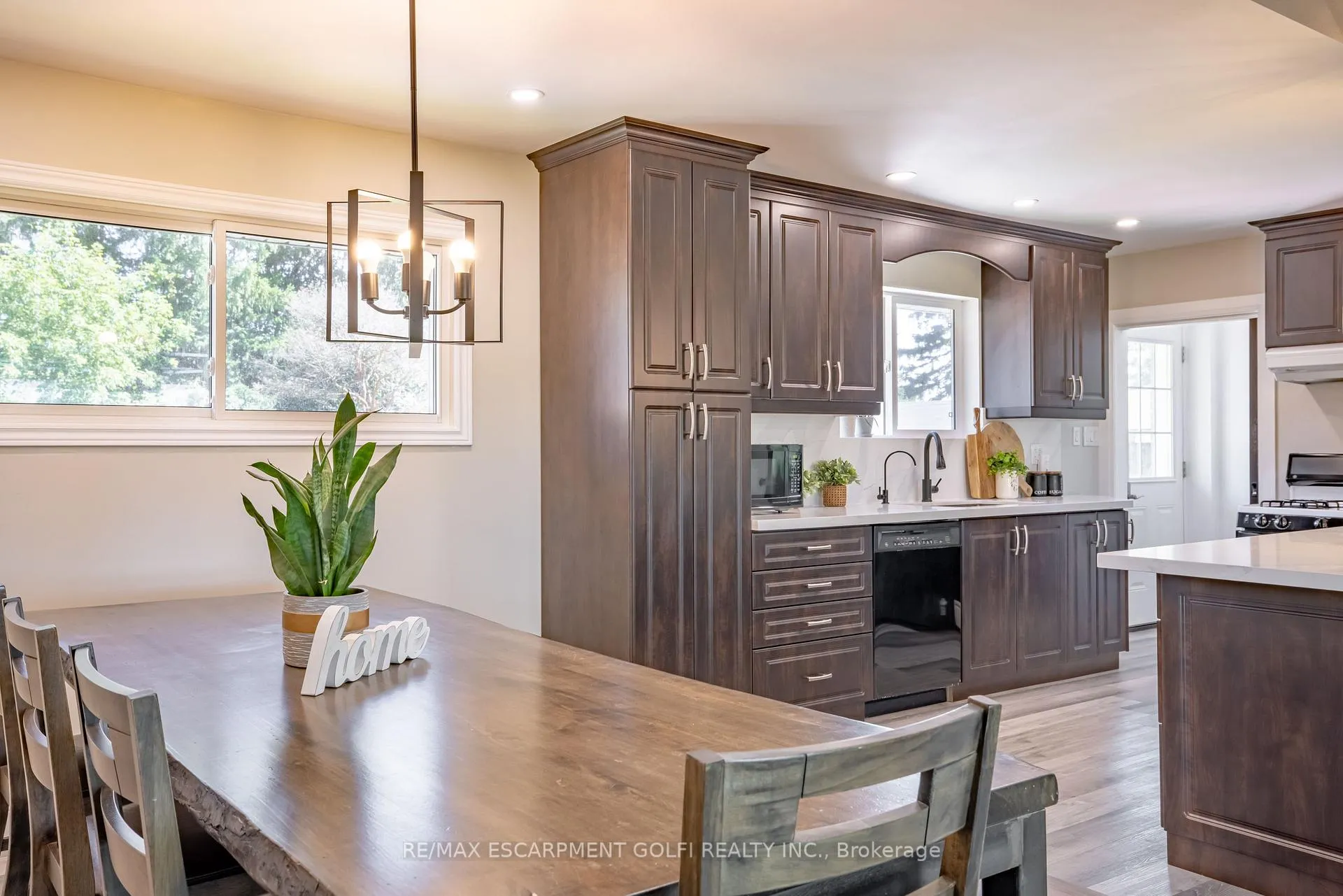 Photo 11 of 4315 Highway #6, Hamilton, Rural Glanbrook — HOMEH