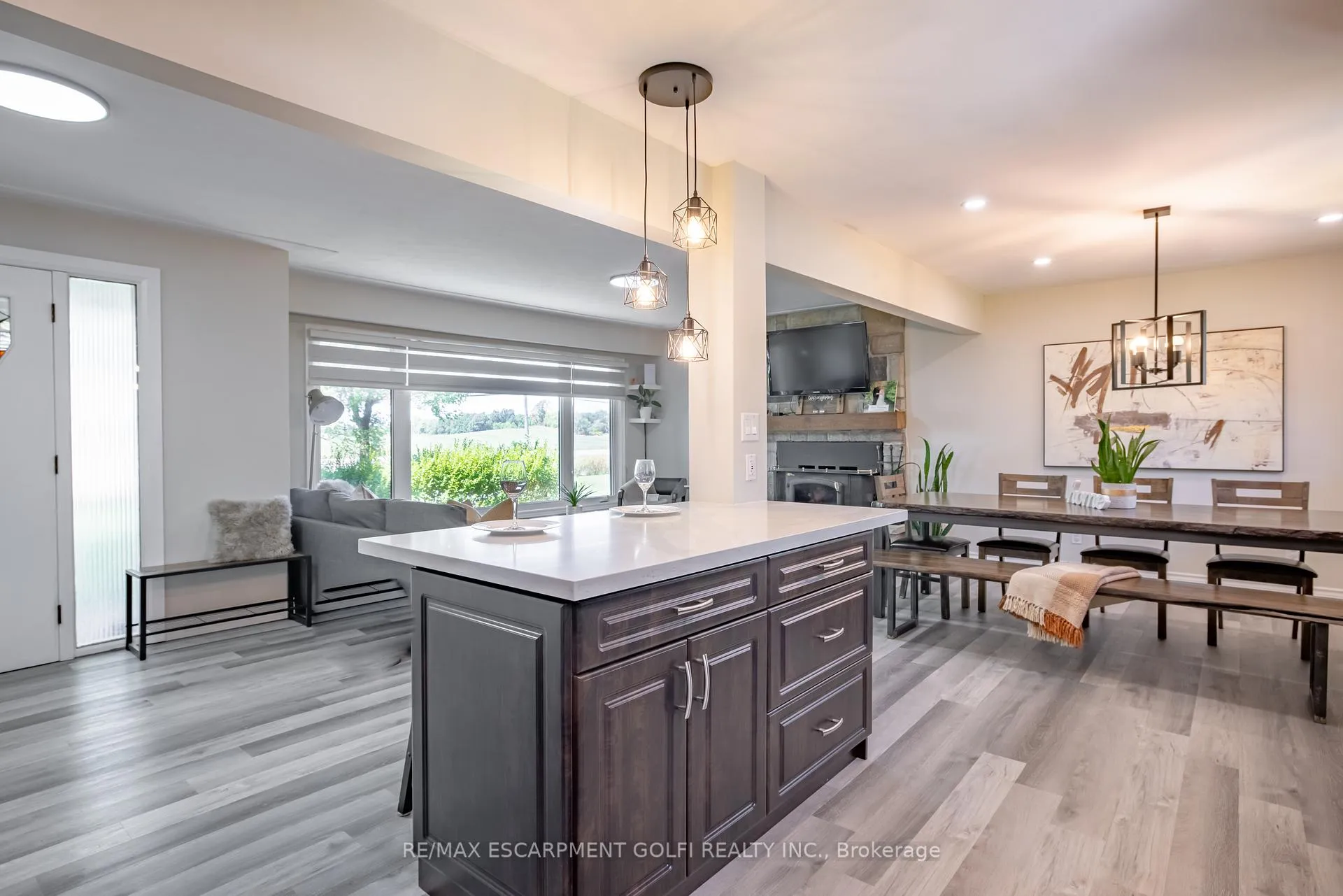 Photo 14 of 4315 Highway #6, Hamilton, Rural Glanbrook — HOMEH