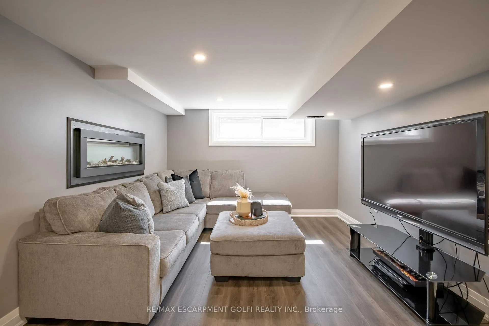 Photo 21 of 4315 Highway #6, Hamilton, Rural Glanbrook — HOMEH