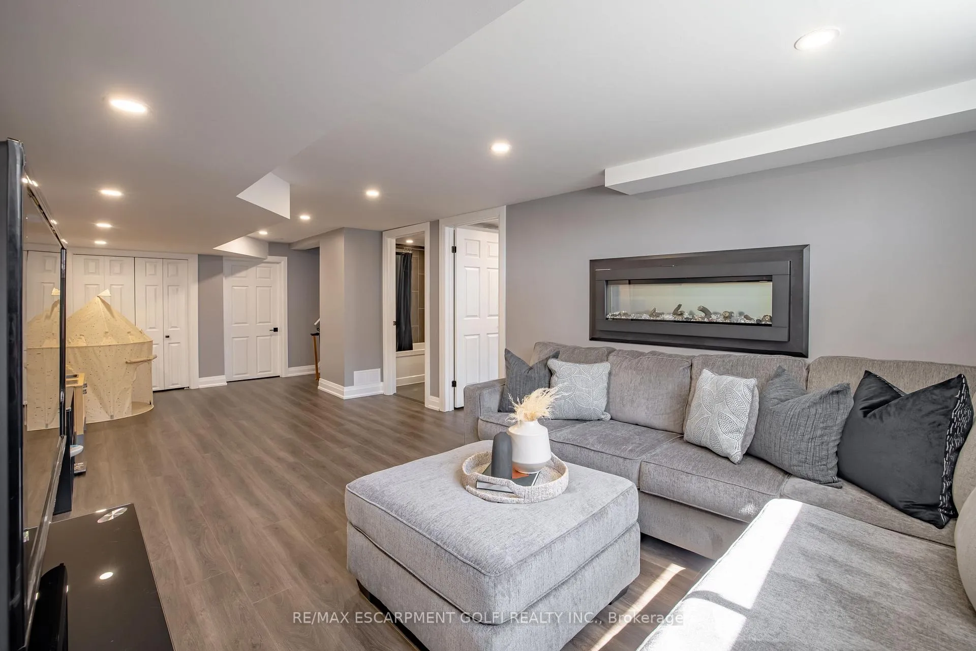 Photo 22 of 4315 Highway #6, Hamilton, Rural Glanbrook — HOMEH