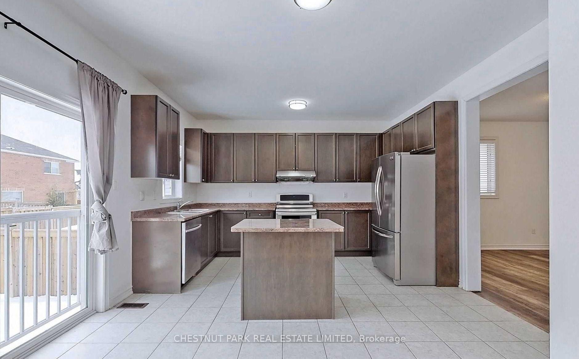 Photo 13 of 808 O'Reilly Crescent, Shelburne — HOMEH