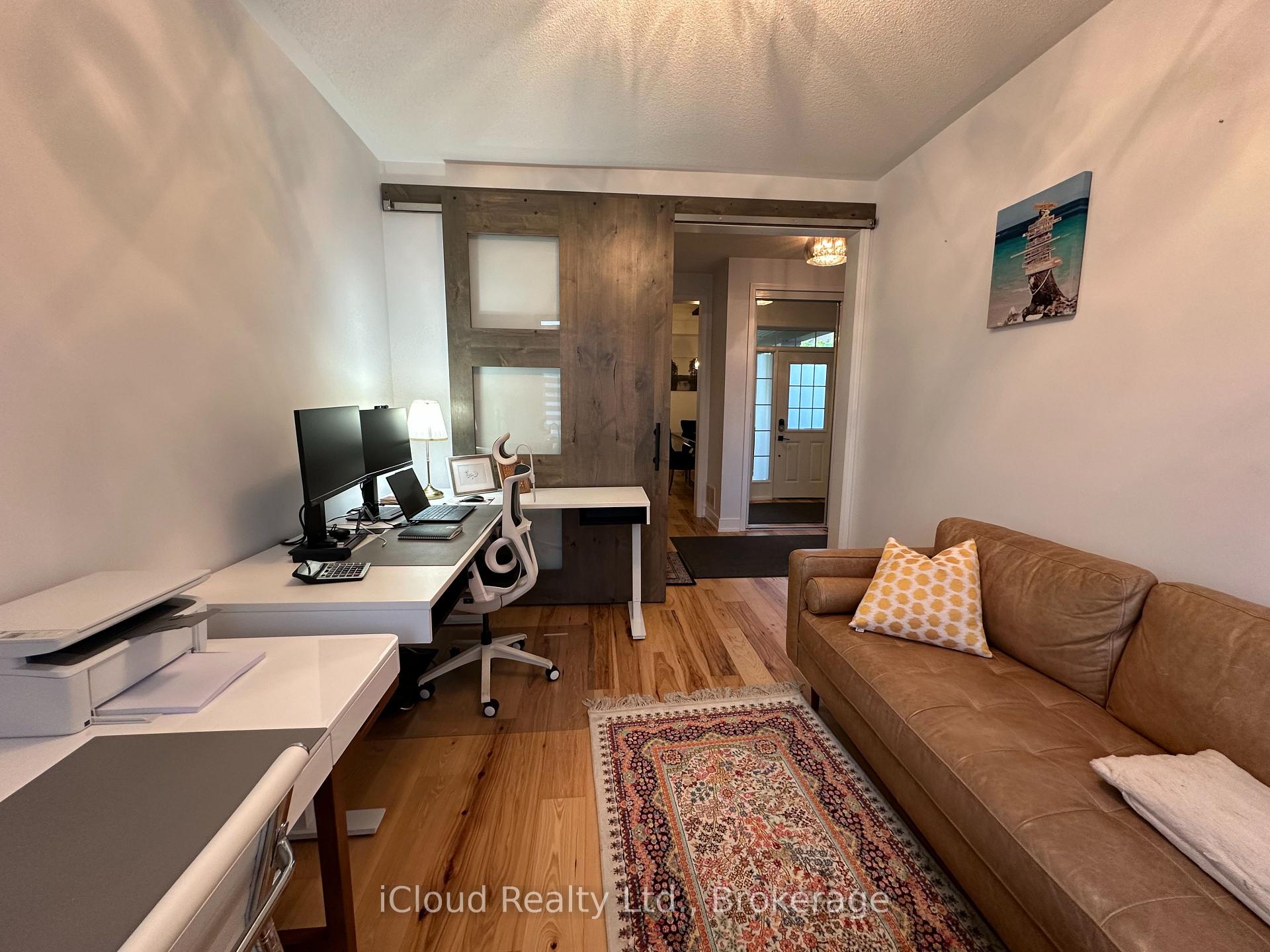 Photo 4 of 433 Jelinik Terrace, Milton, Scott — HOMEH