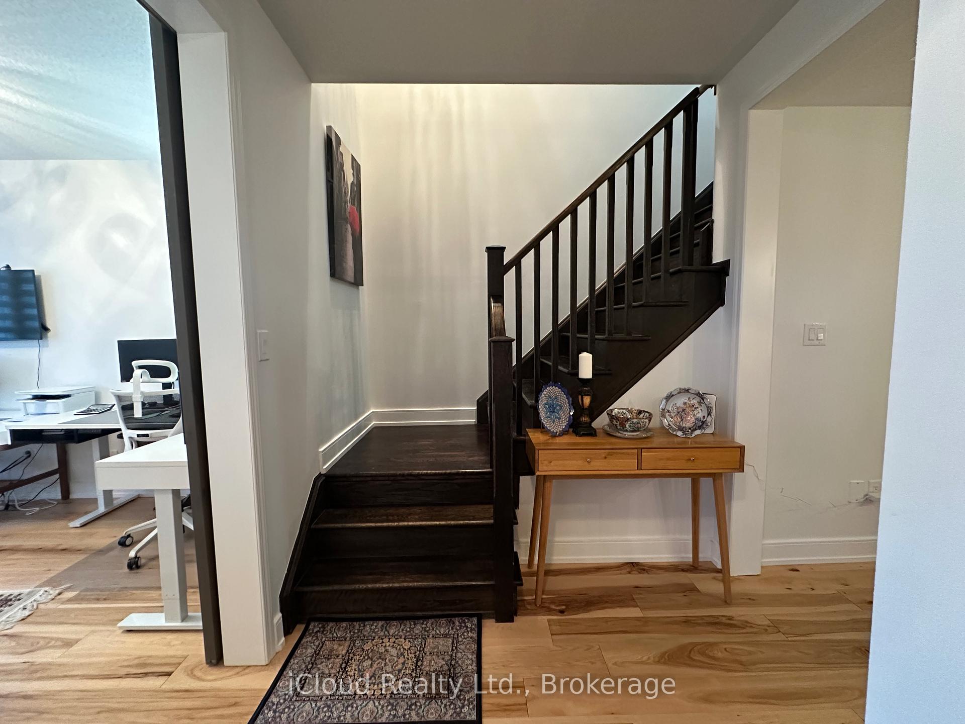 Photo 6 of 433 Jelinik Terrace, Milton, Scott — HOMEH