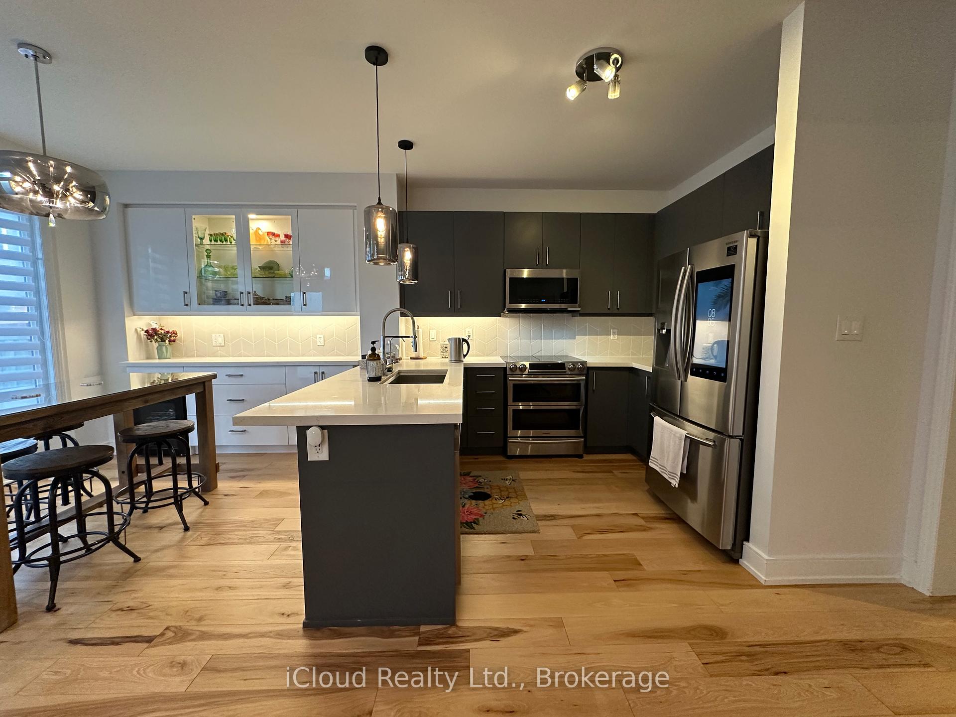 Photo 9 of 433 Jelinik Terrace, Milton, Scott — HOMEH