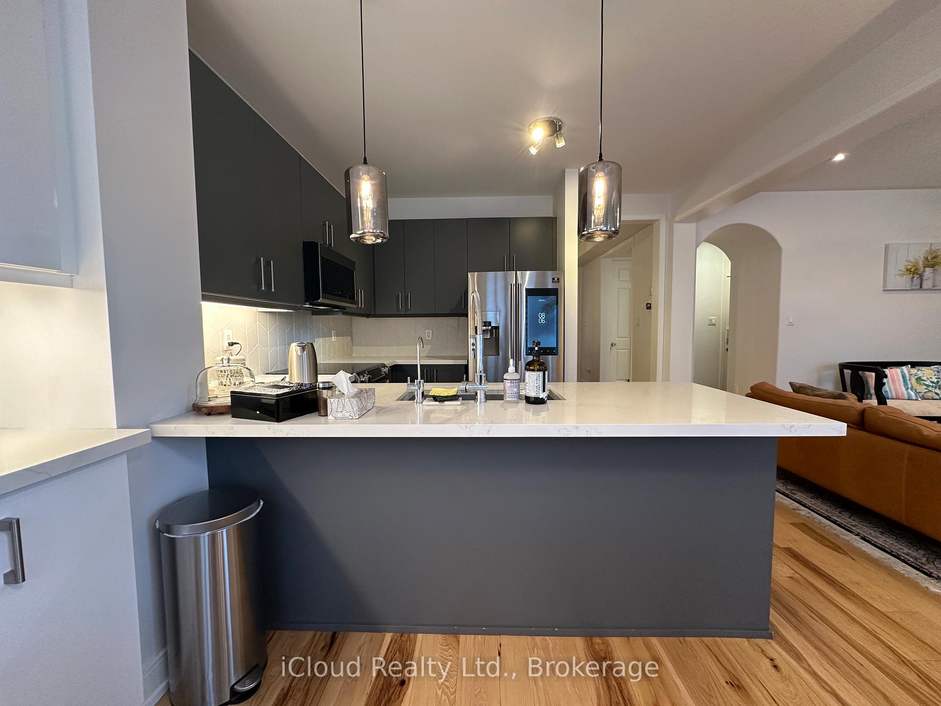 Photo 11 of 433 Jelinik Terrace, Milton, Scott — HOMEH