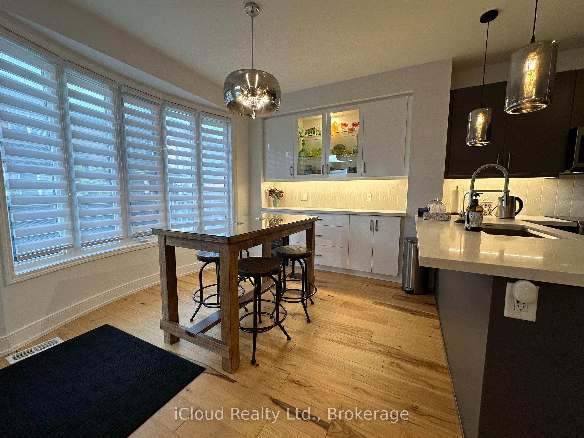 Photo 12 of 433 Jelinik Terrace, Milton, Scott — HOMEH