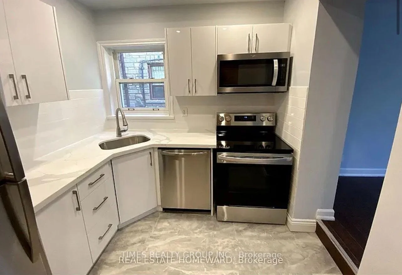 Photo 19 of Unit Main, 194 Concord Avenue, Toronto, Palmerston-Little Italy — HOMEH