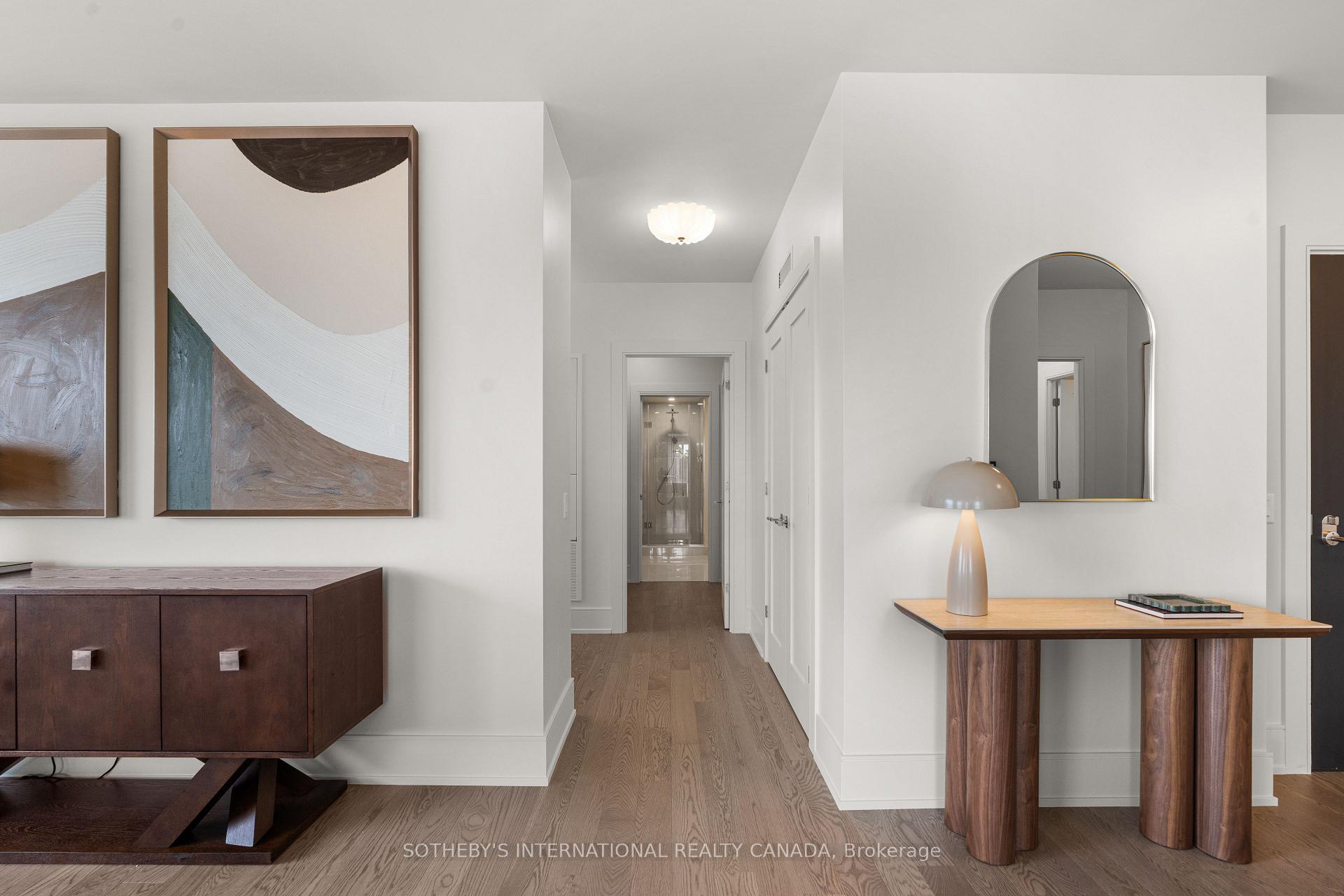 Photo 12 of 259 The Kingsway, Etobicoke, Edenbridge-Humber Valley — HOMEH