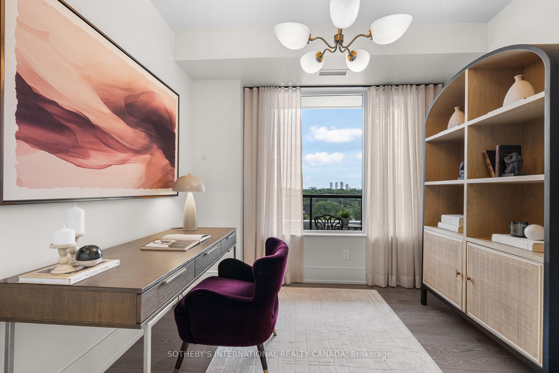 Photo 13 of 259 The Kingsway, Etobicoke, Edenbridge-Humber Valley — HOMEH