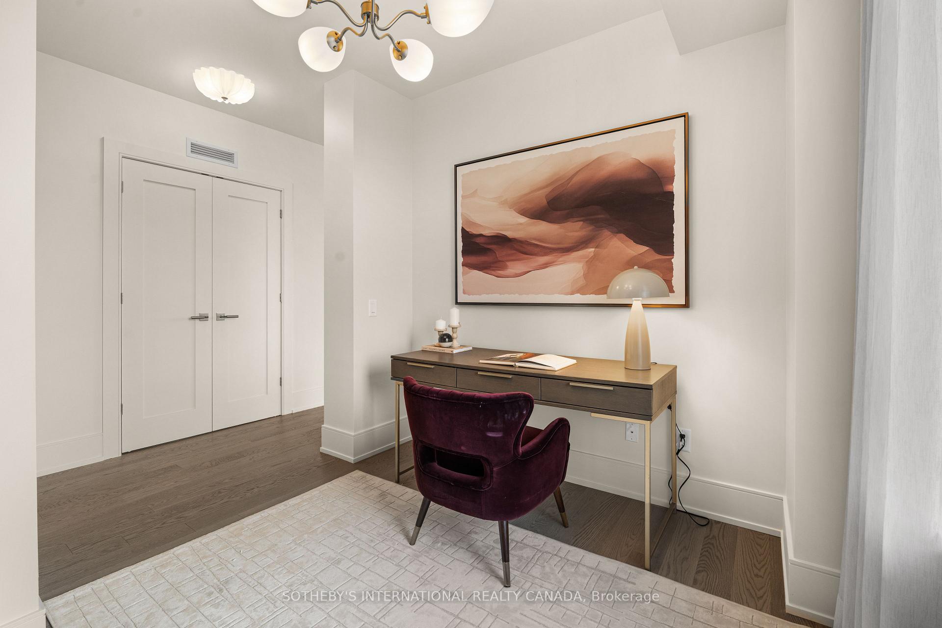 Photo 14 of 259 The Kingsway, Etobicoke, Edenbridge-Humber Valley — HOMEH