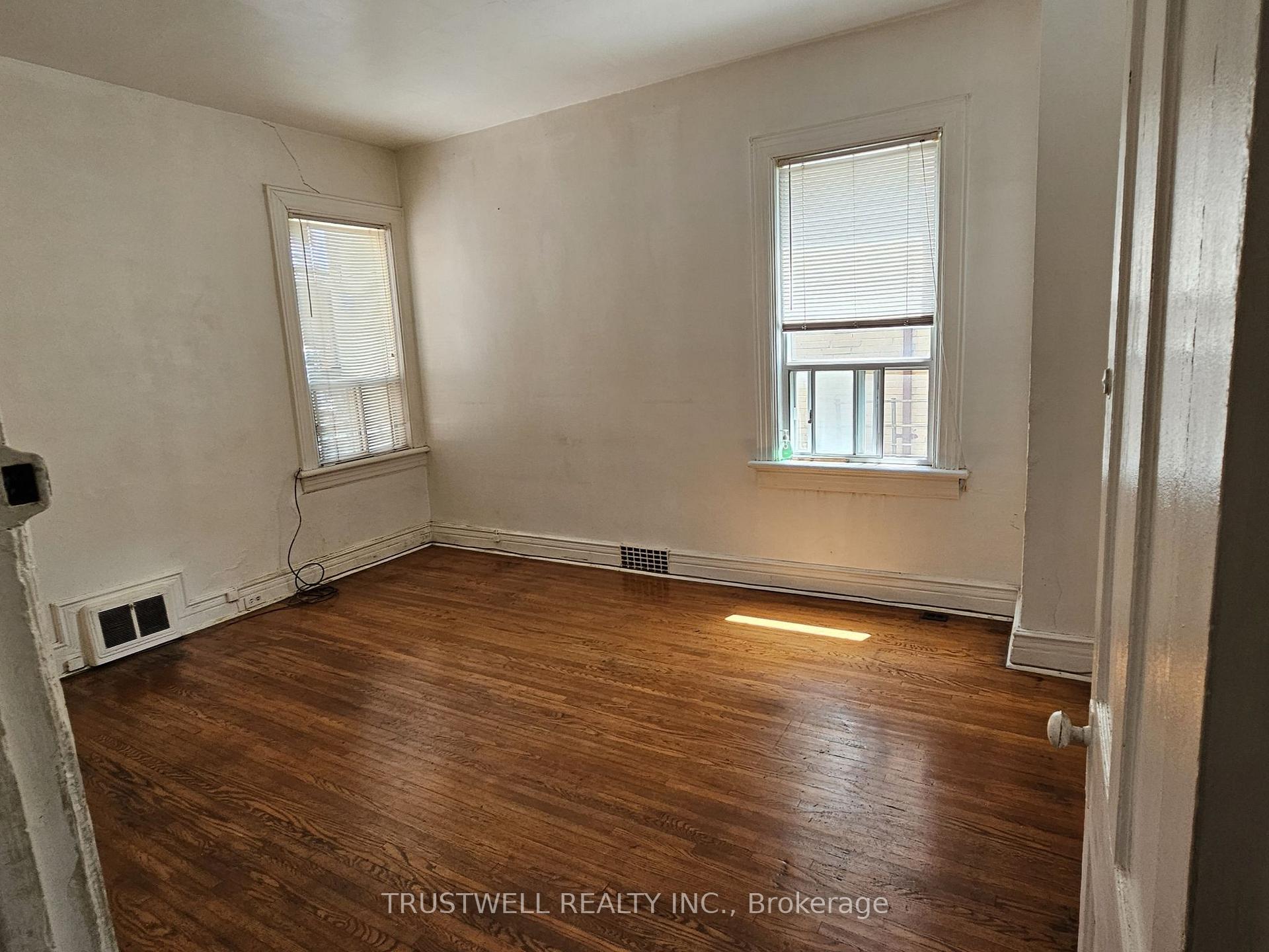 Photo 6 of 173 Hamilton Street, Toronto, South Riverdale — HOMEH