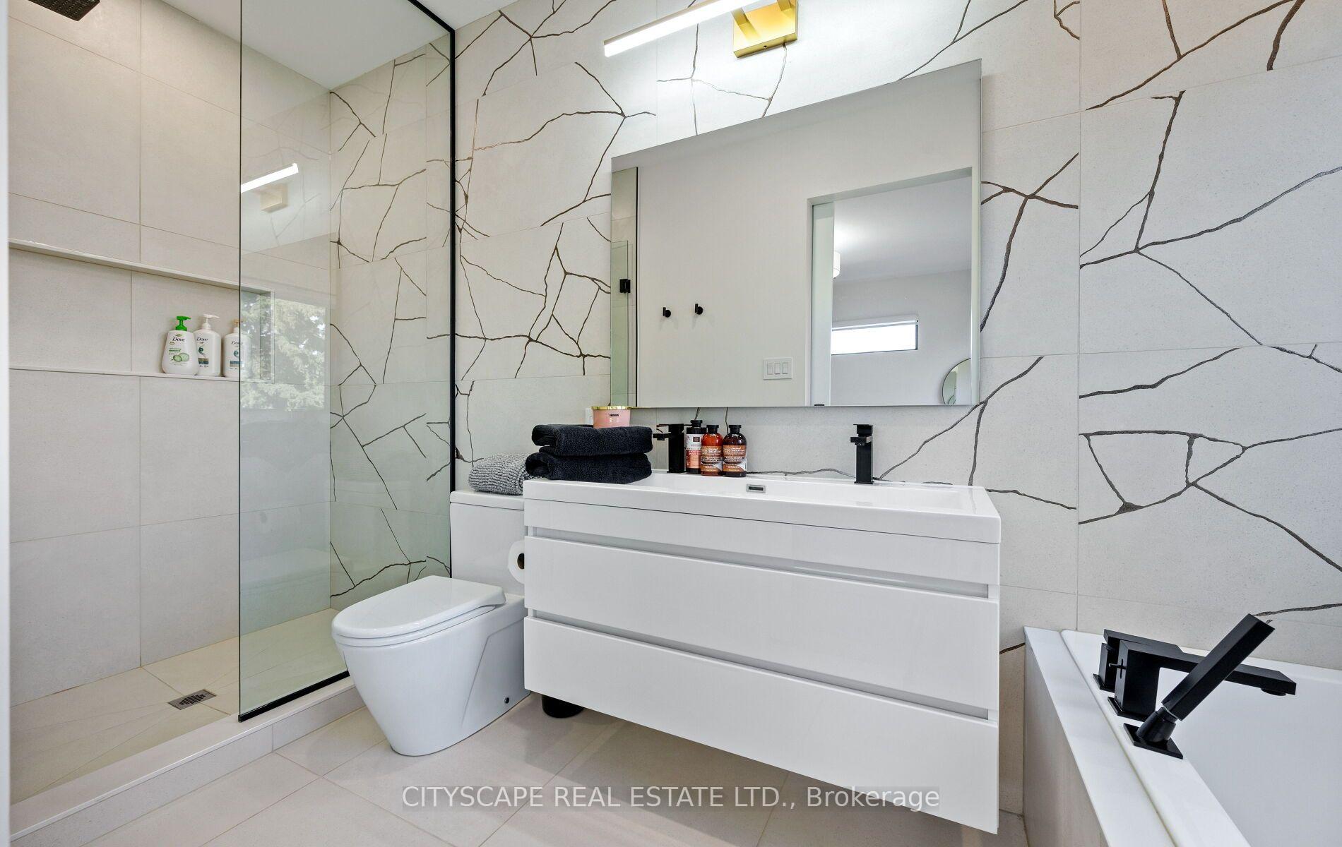 Photo 31 of 2B Holmstead Avenue, Toronto, O'Connor-Parkview — HOMEH