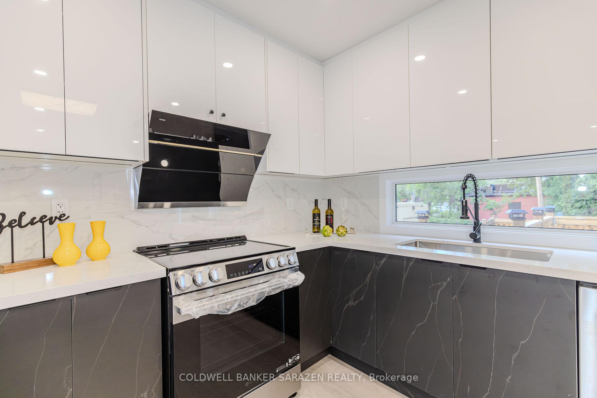 Photo 15 of 31 Harvard Avenue, Ottawa, Old Ottawa South — HOMEH