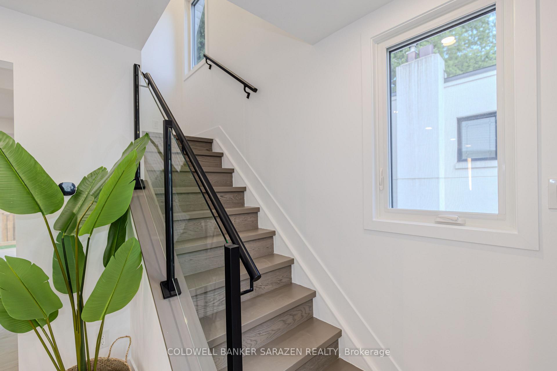 Photo 22 of 31 Harvard Avenue, Ottawa, Old Ottawa South — HOMEH