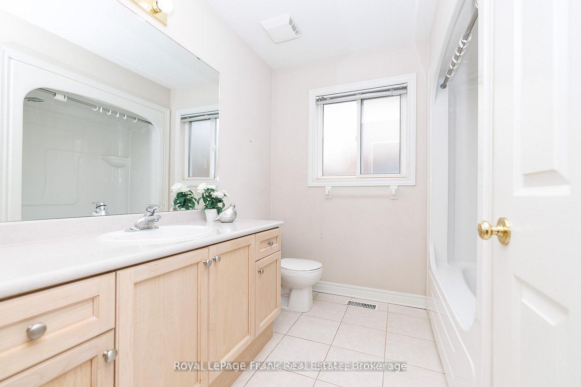 Photo 16 of 4112 Walcot Court, Lincoln, Beamsville — HOMEH