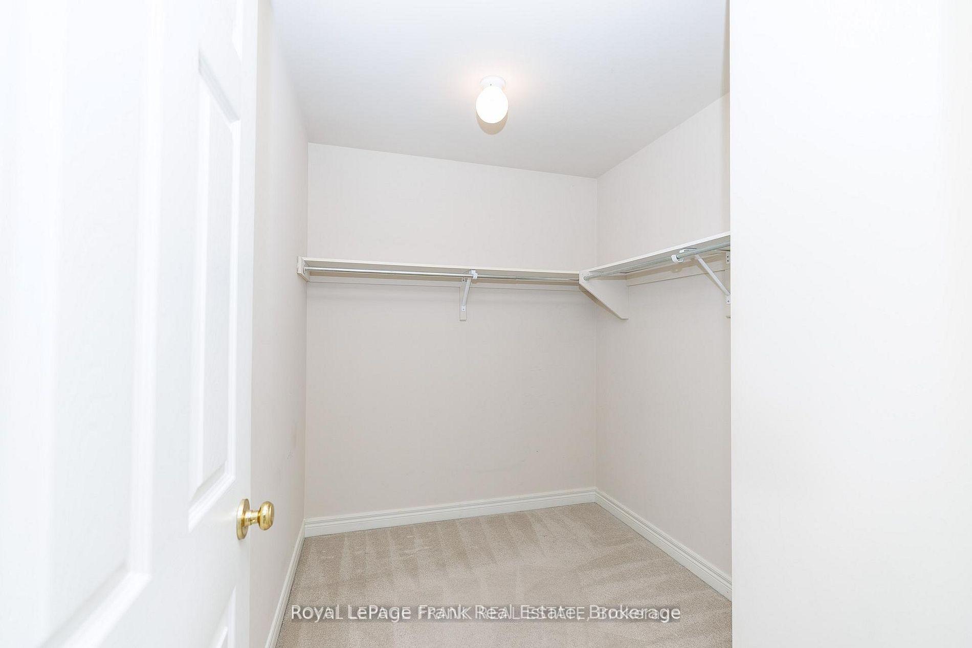 Photo 22 of 4112 Walcot Court, Lincoln, Beamsville — HOMEH