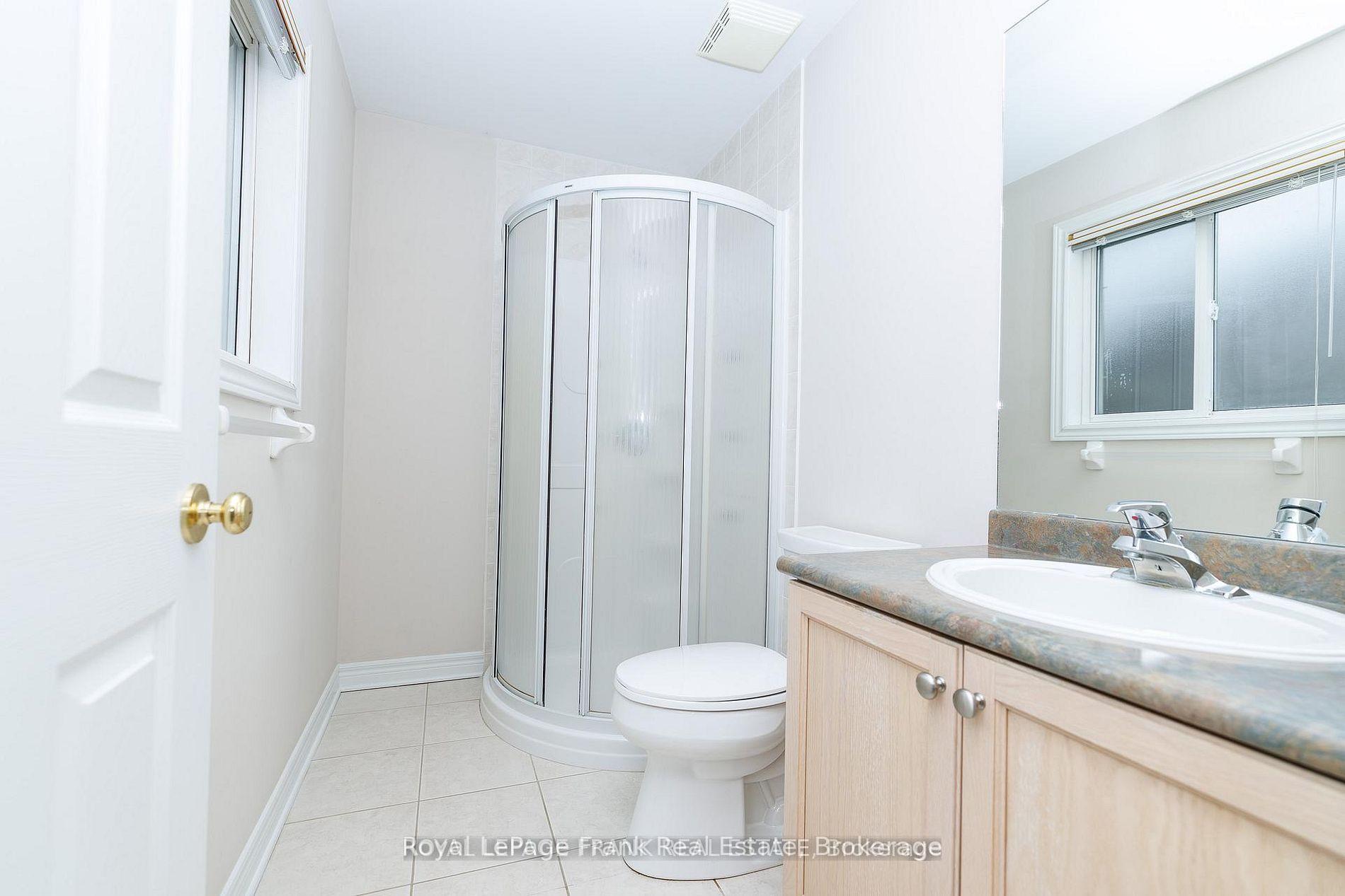Photo 23 of 4112 Walcot Court, Lincoln, Beamsville — HOMEH