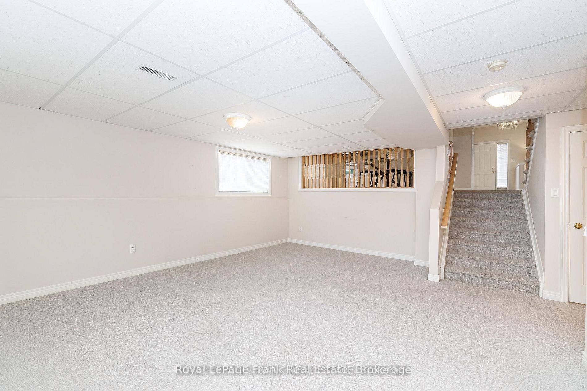 Photo 25 of 4112 Walcot Court, Lincoln, Beamsville — HOMEH