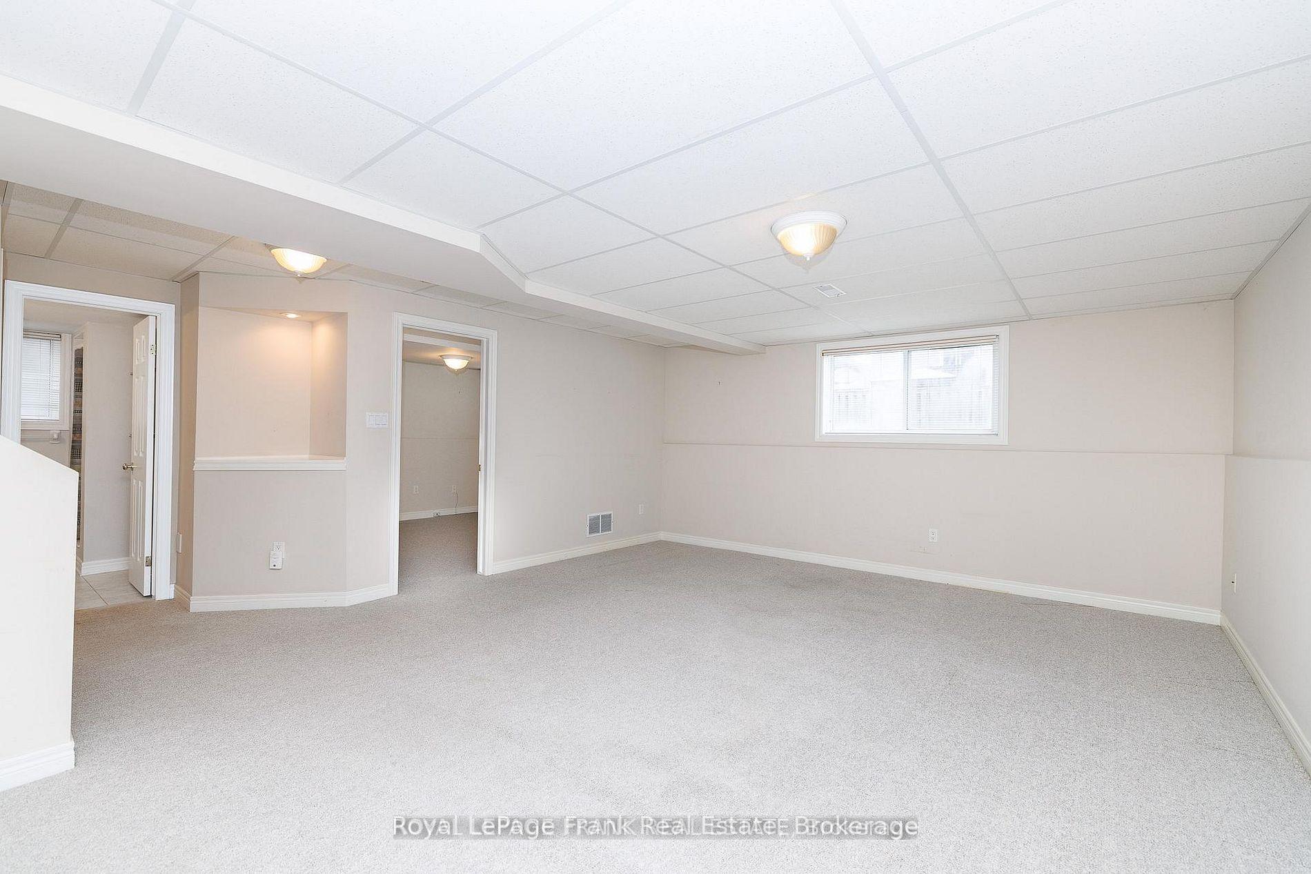 Photo 27 of 4112 Walcot Court, Lincoln, Beamsville — HOMEH
