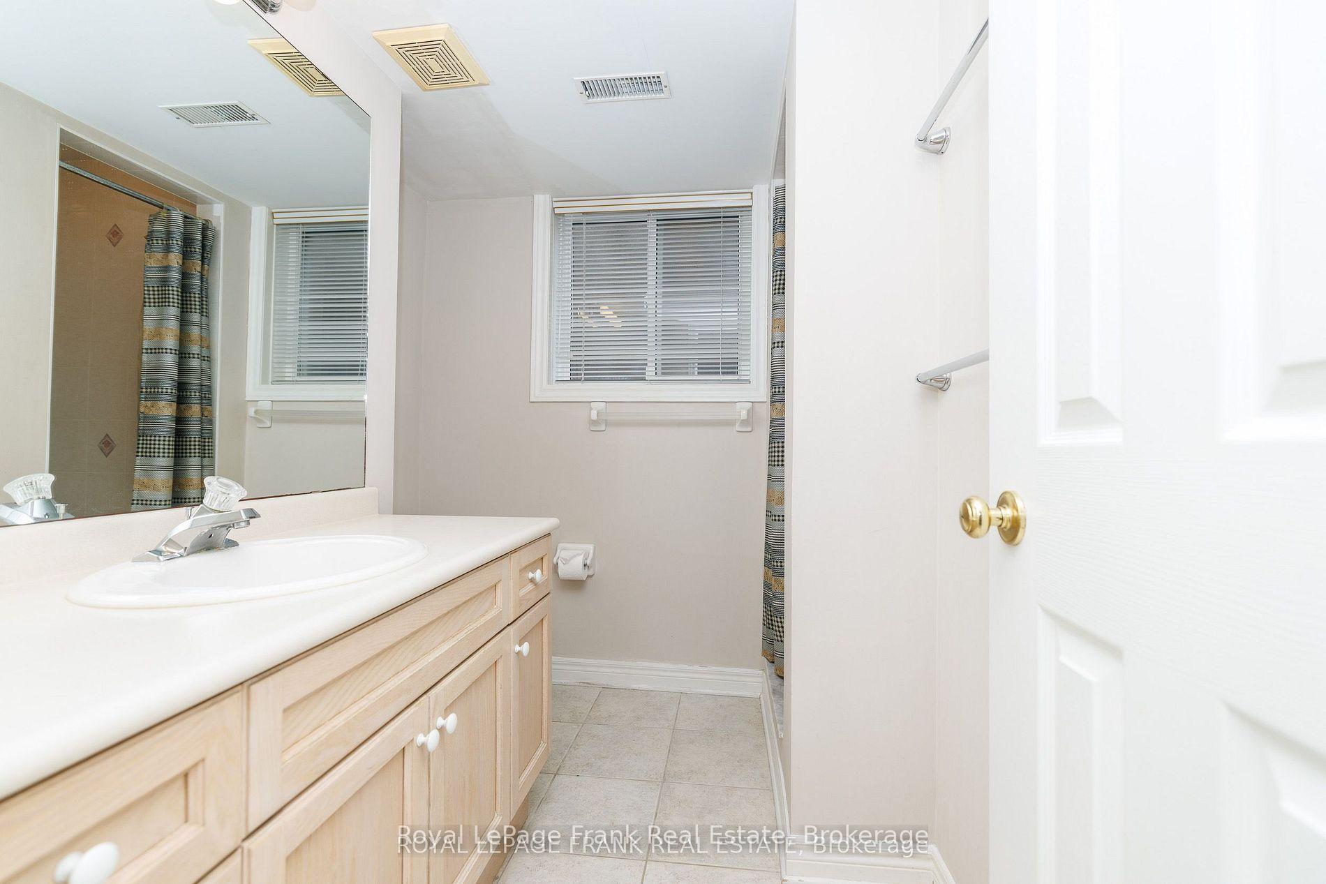 Photo 29 of 4112 Walcot Court, Lincoln, Beamsville — HOMEH