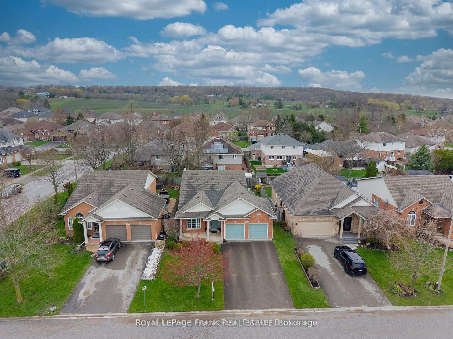 Photo 37 of 4112 Walcot Court, Lincoln, Beamsville — HOMEH
