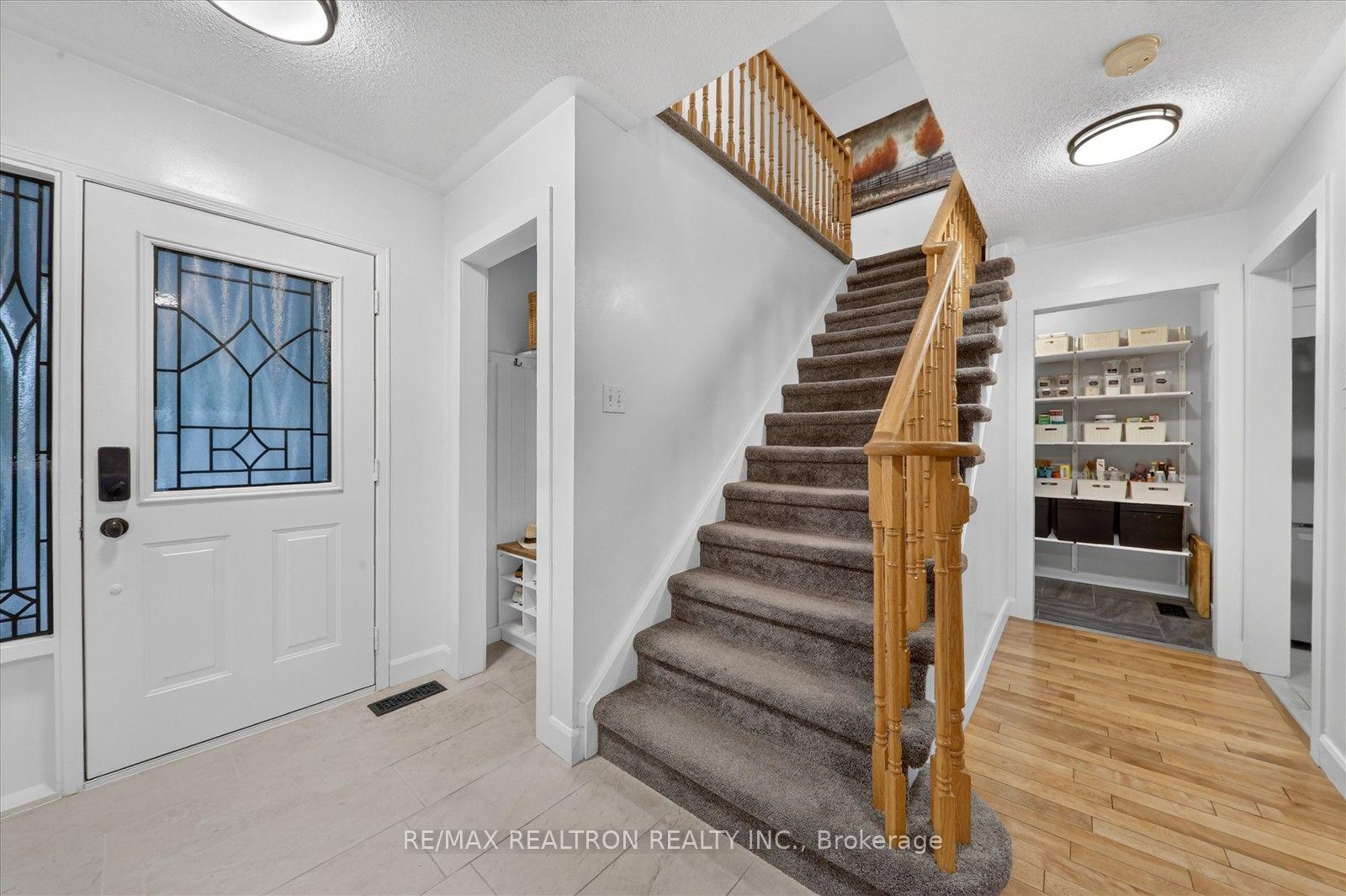 Photo 21 of 42 Hanna Drive, Clarington, Bowmanville — HOMEH