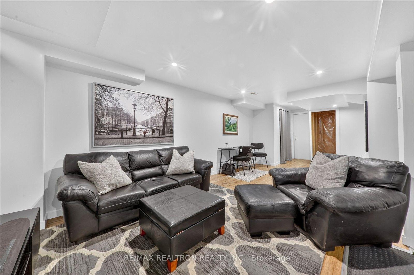 Photo 35 of 42 Hanna Drive, Clarington, Bowmanville — HOMEH