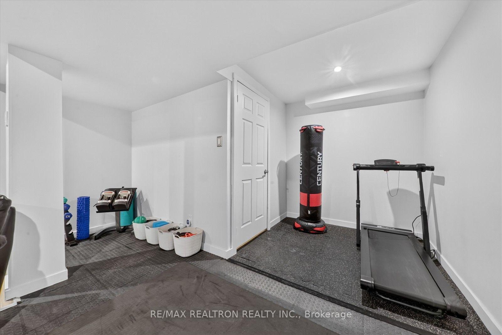 Photo 37 of 42 Hanna Drive, Clarington, Bowmanville — HOMEH