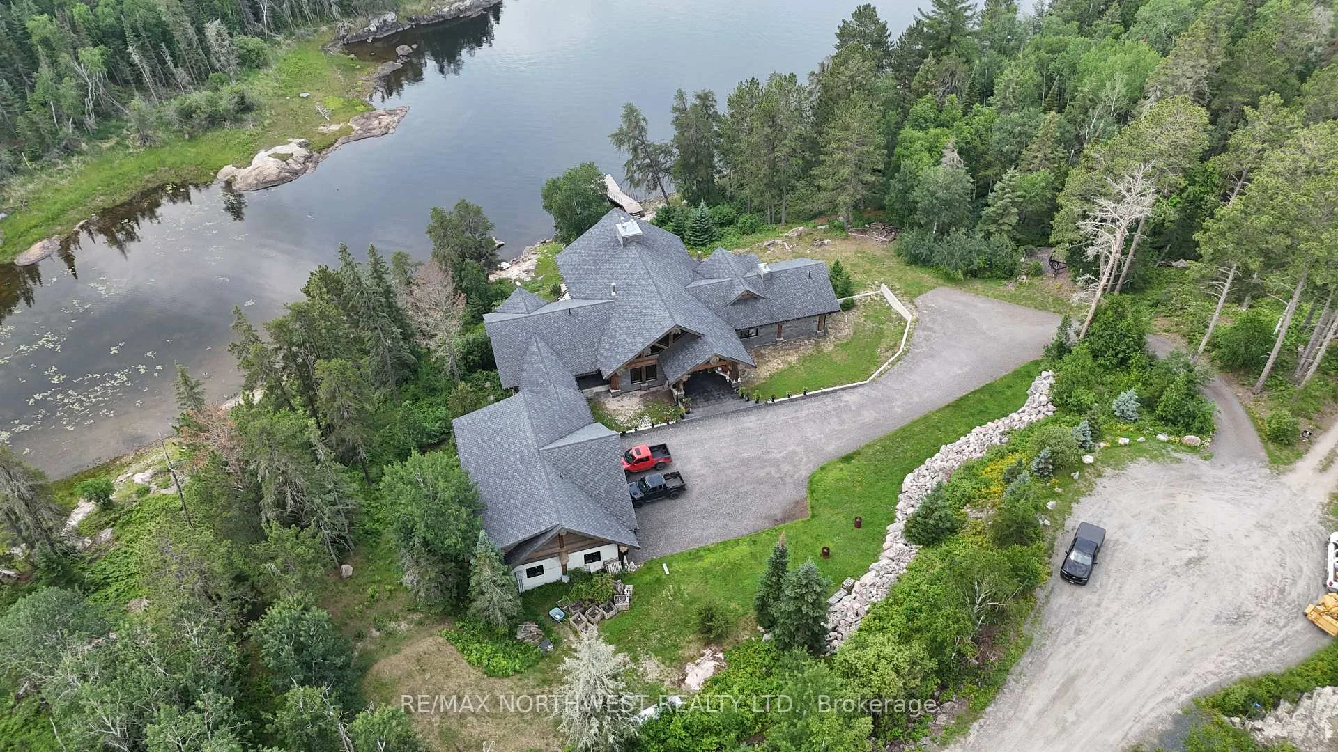 Photo 18 of 76 Middle Lake/winnipeg River, Kenora, Keewatin — HOMEH