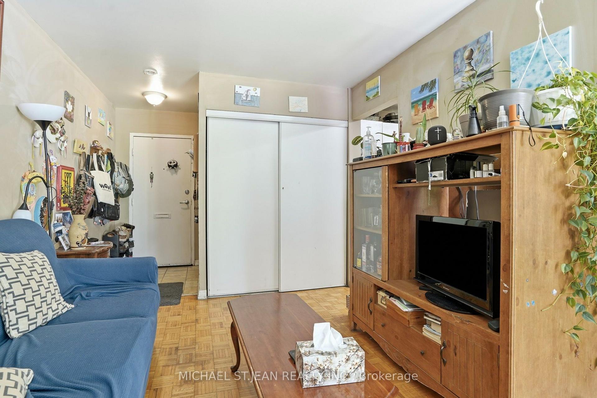Photo 9 of Unit 156, 17 Old Pine Trail, St. Catharines, Carlton/Bunting — HOMEH