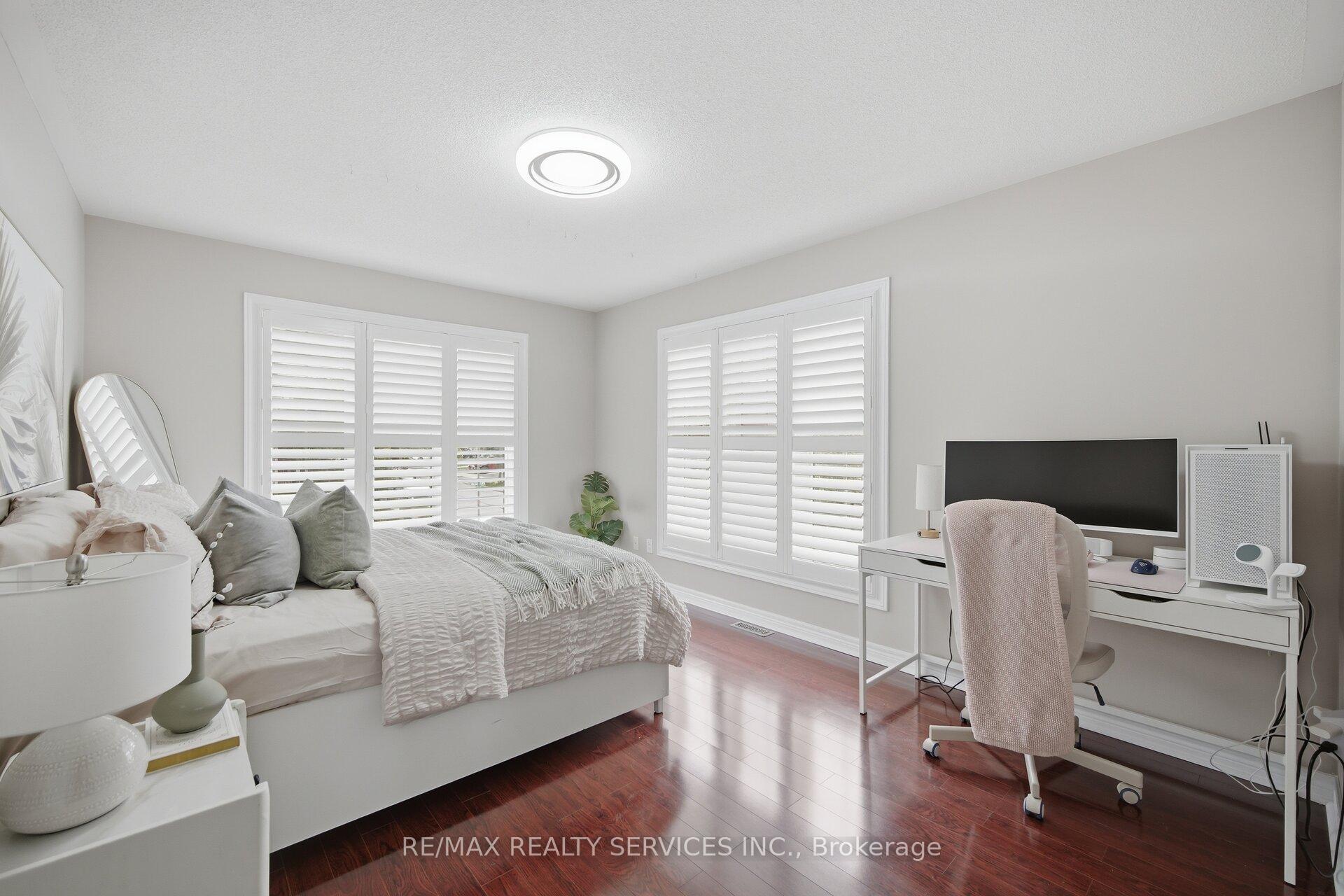 Photo 25 of 17 Pefferlaw Circle, Brampton, Bram West — HOMEH