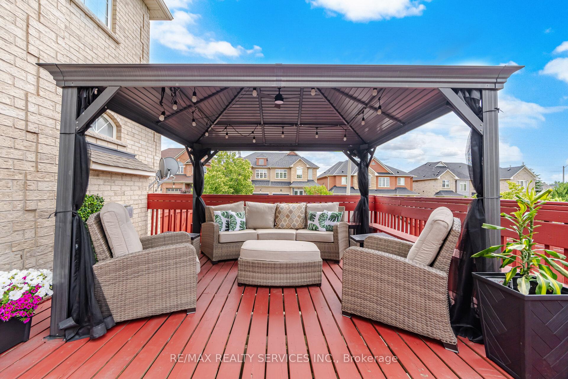 Photo 37 of 17 Pefferlaw Circle, Brampton, Bram West — HOMEH