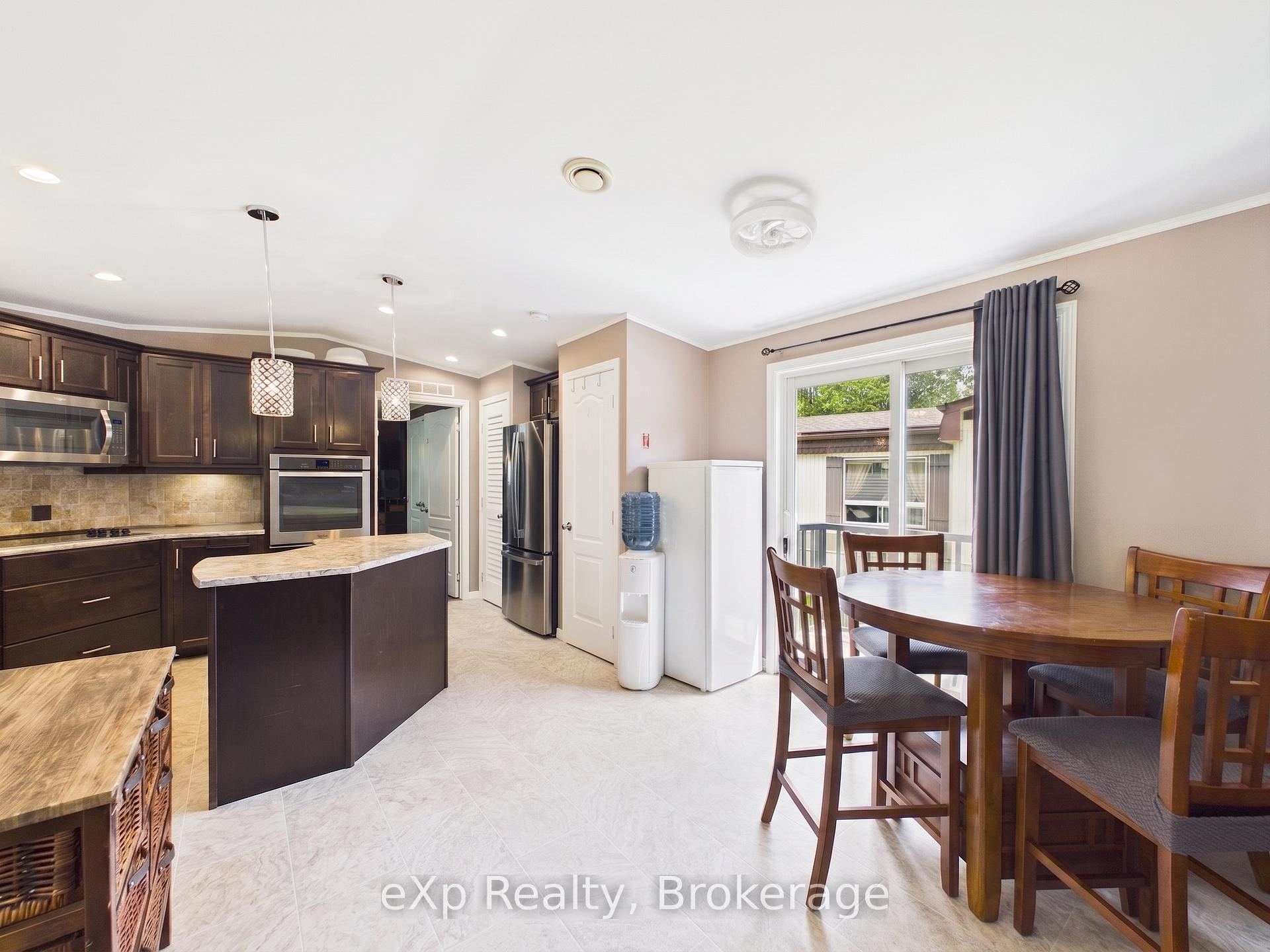 Photo 4 of 32 Maple Grove Village Road, Southgate — HOMEH