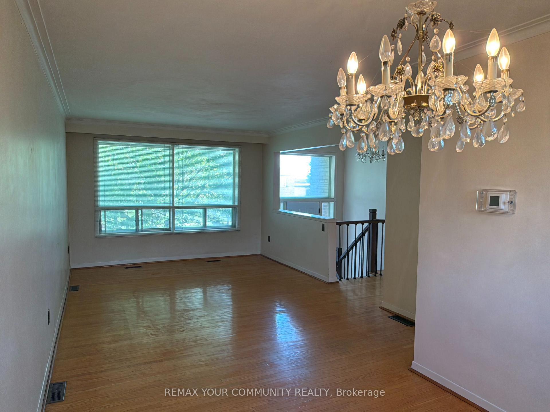 Photo 16 of Unit UPPER, 300 Driftwood Avenue, North York, Black Creek — HOMEH